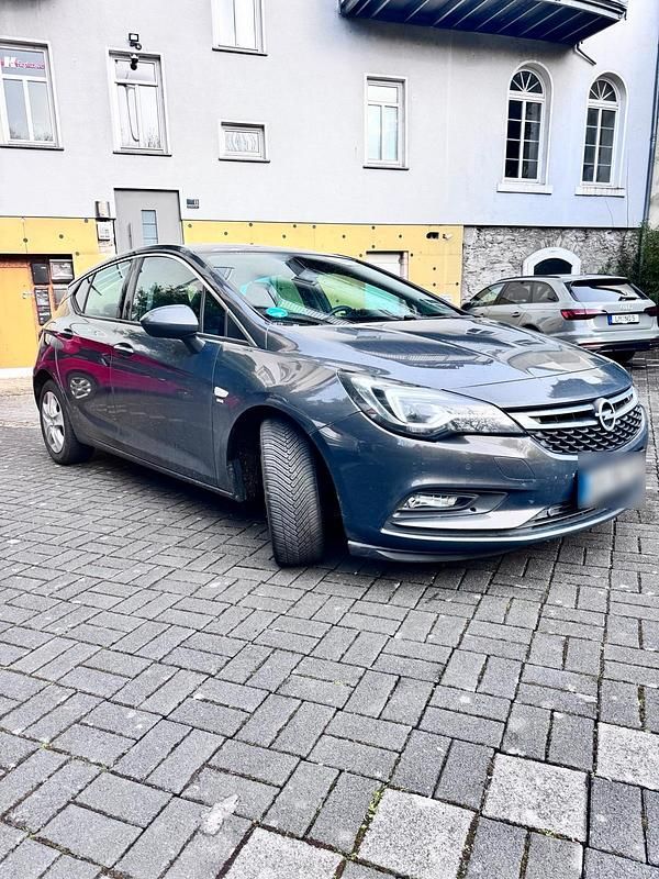 Gebraucht Opel Astra 110 PS (80 kW) 2016 Grau Kleinwagen