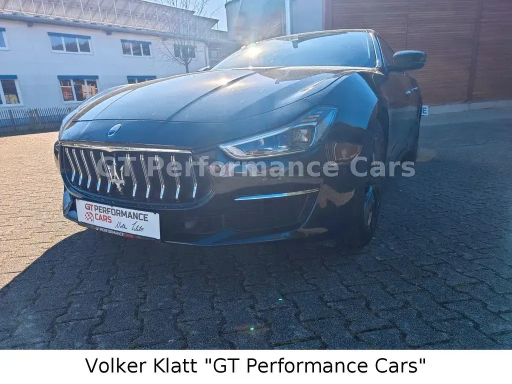 Gebraucht Maserati Ghibli GranLusso 330 PS (242 kW) 2021 Schwarz Limousine