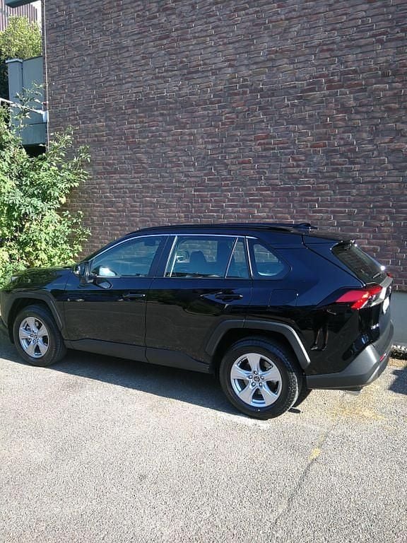 Gebraucht Toyota RAV4 Comfort 175 PS (128 kW) 2019 Schwarz SUV