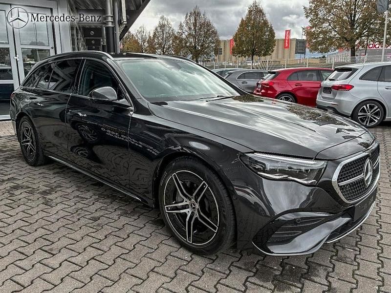 Gebraucht Mercedes E220 AMG 197 PS (144 kW) 2024 Metalliclack graphitgrau Kombi