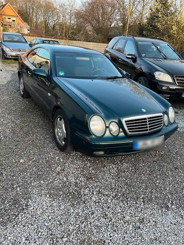 Gebraucht Mercedes CLK230 193 PS (141 kW) 1997 Grün Coupé