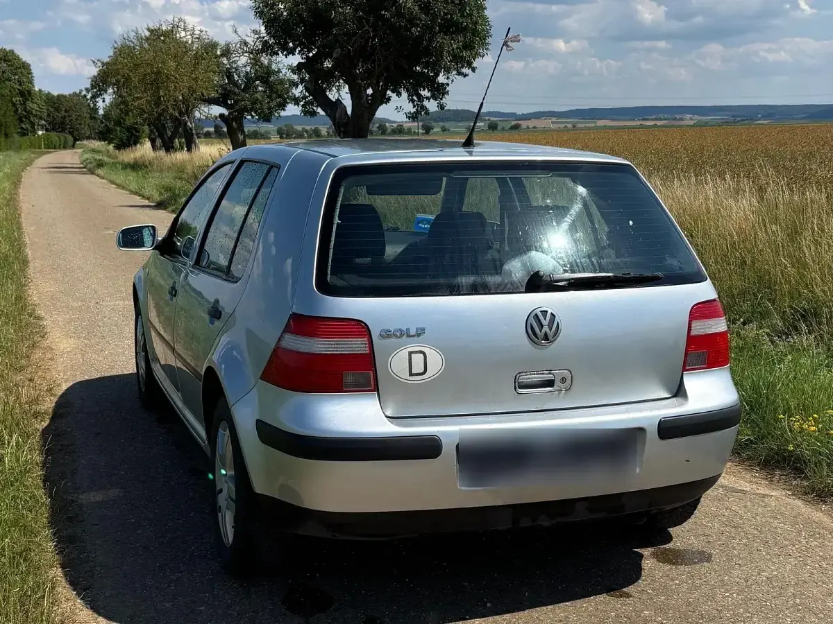 Gebraucht VW Golf IV 75 PS (55 kW) 2002 Silber Limousine