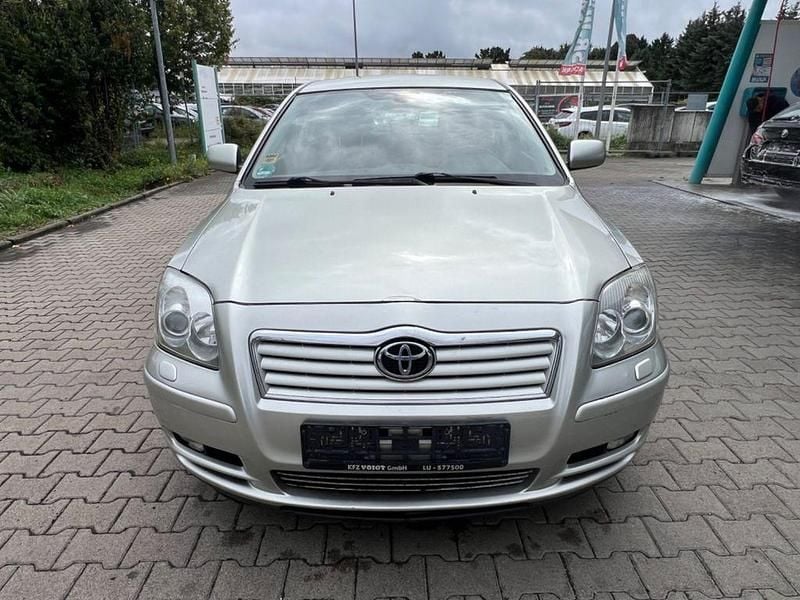 Silber Gebraucht 2006 Toyota Avensis Executive Limousine | 4.500 € (Guter Preis) - Bild 1/4