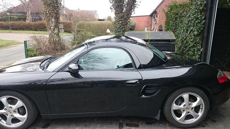 Gebraucht Porsche Boxster 220 PS (161 kW) 2002 Schwarz Cabrio
