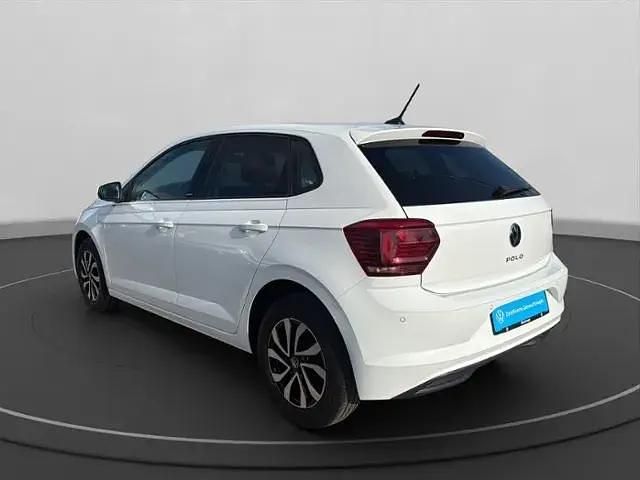 Gebraucht VW Polo Active 70 PS (51 kW) 2021 Weiß Kleinwagen