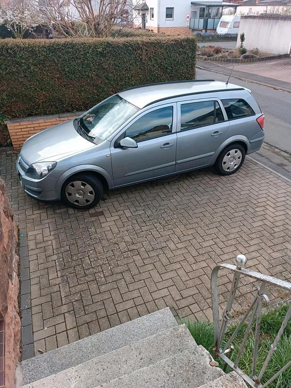 Gebraucht Opel Astra 101 PS (74 kW) 2005 Grau Kombi