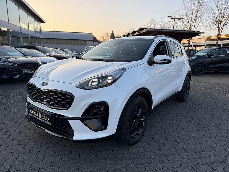 Gebraucht Kia Sportage 177 PS (130 kW) 2021 Deluxe white (metallic) SUV