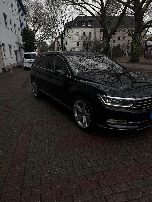 Gebraucht VW Passat Highline 190 PS (139 kW) 2016 Kombi