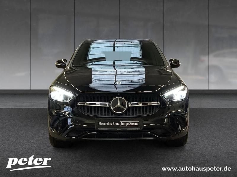 Gebraucht Mercedes GLA220 Progressive 190 PS (139 kW) 2026 Metalliclack kosmosschwarz SUV
