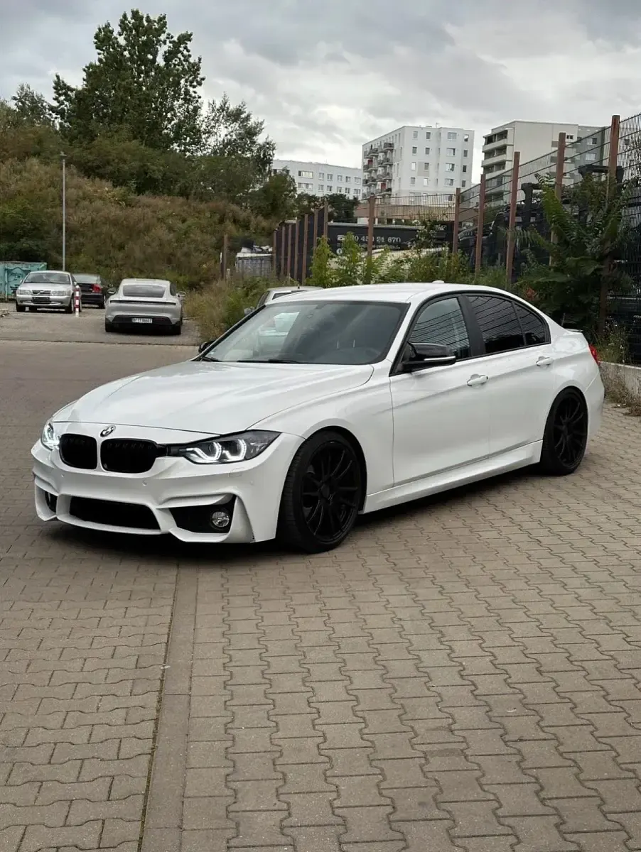 Gebraucht BMW M3 200 PS (147 kW) 2012 Weiß Limousine