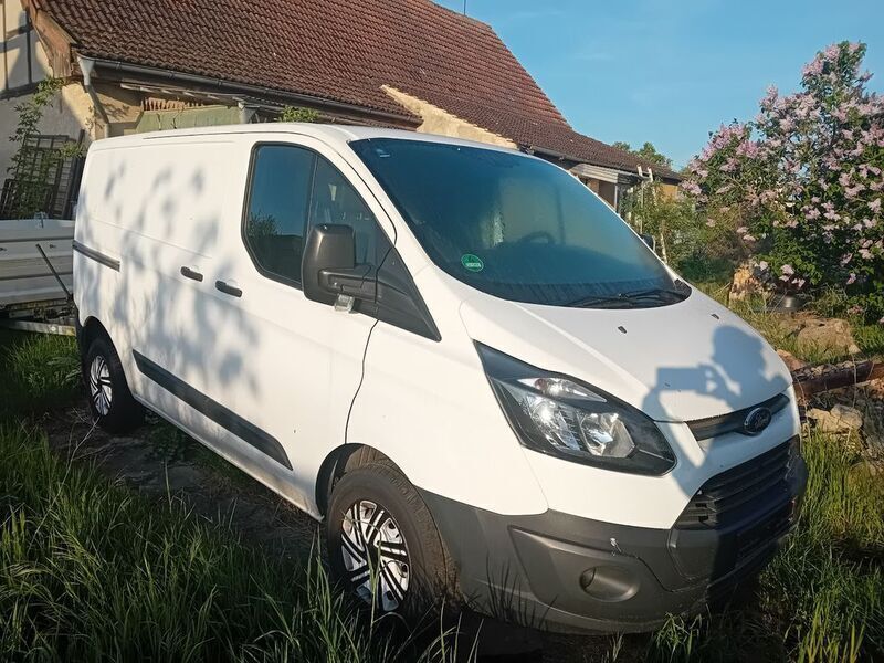 Weiß Gebraucht 2018 Ford Transit Custom Van / Kleinbus | 12.500 € (Superpreis) - Bild 1/4
