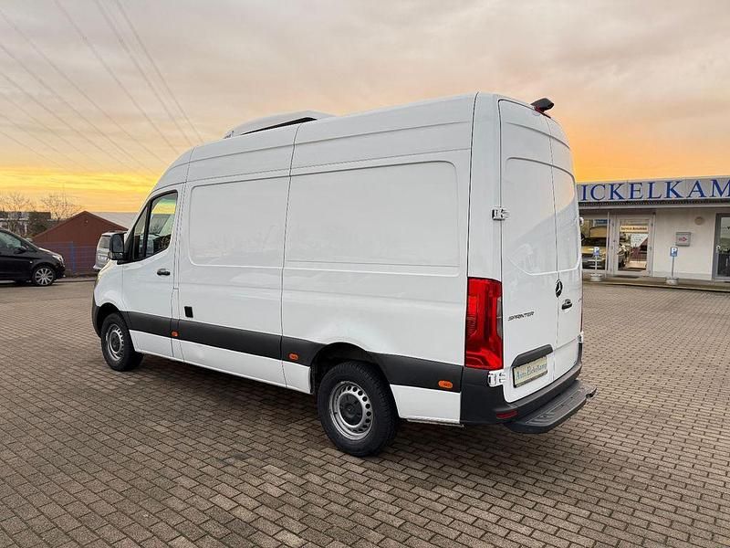 Gebraucht Mercedes Sprinter 170 PS (125 kW) 2022 Weiß Van