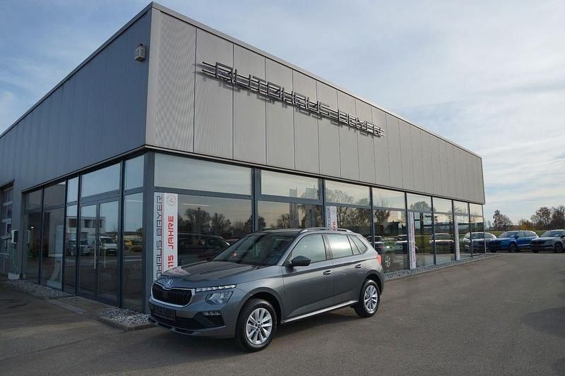 Grau Neu 2025 Skoda Kamiq SE L SUV | 25.990 € (Guter Preis) - Bild 1/4