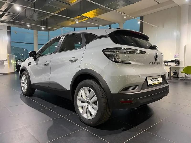 Neu Renault Captur Evolution 140 PS (102 kW) 2026 Grau SUV