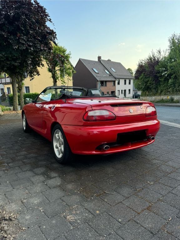 Gebraucht MG F 120 PS (88 kW) 1998 Rot Cabrio