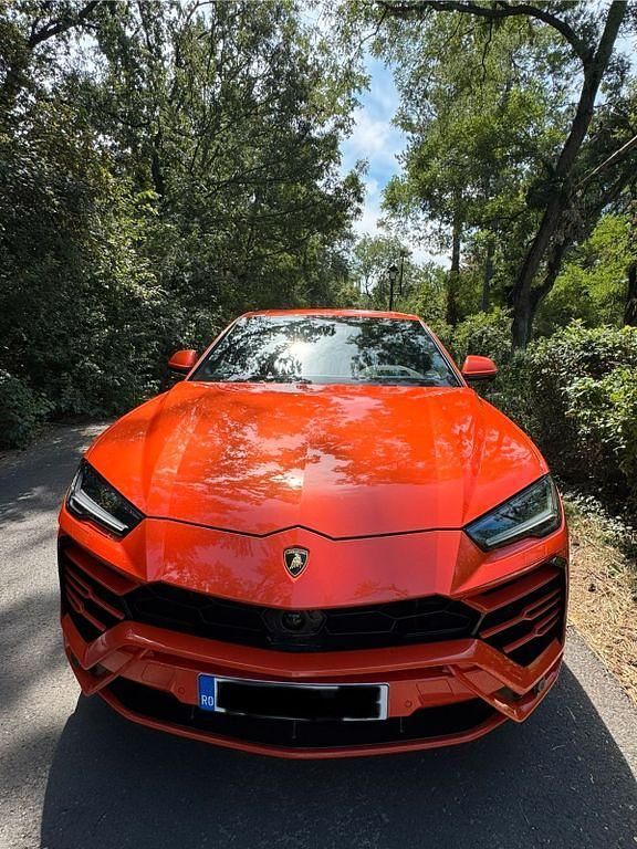 Rot Gebraucht 2022 Lamborghini Urus SUV | 332.750 € - Bild 1/4