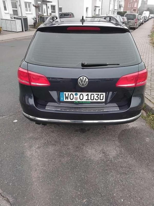 Gebraucht VW Passat Comfortline 140 PS (102 kW) 2011 Limousine