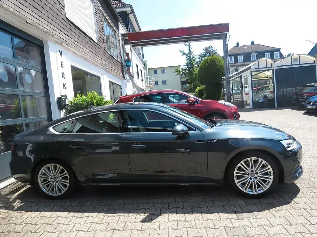 Gebraucht Audi A5 Sportback 190 PS (139 kW) 2019 Grau Kleinwagen