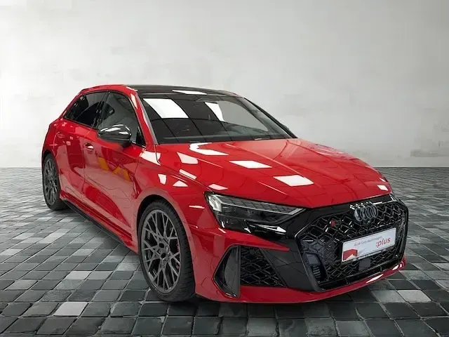 Gebraucht Audi RS3 Sportback Comfort 400 PS (294 kW) 2026 Progressivrot metallic Kleinwagen