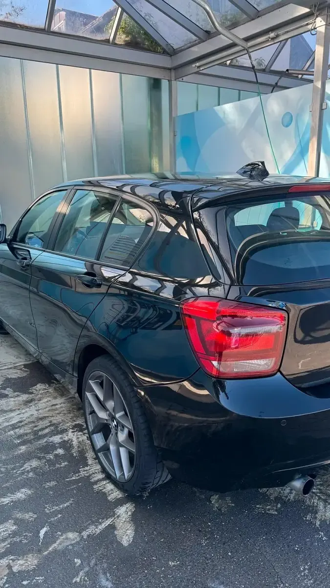 Gebraucht BMW 116 136 PS (100 kW) 2012 Schwarz Kleinwagen