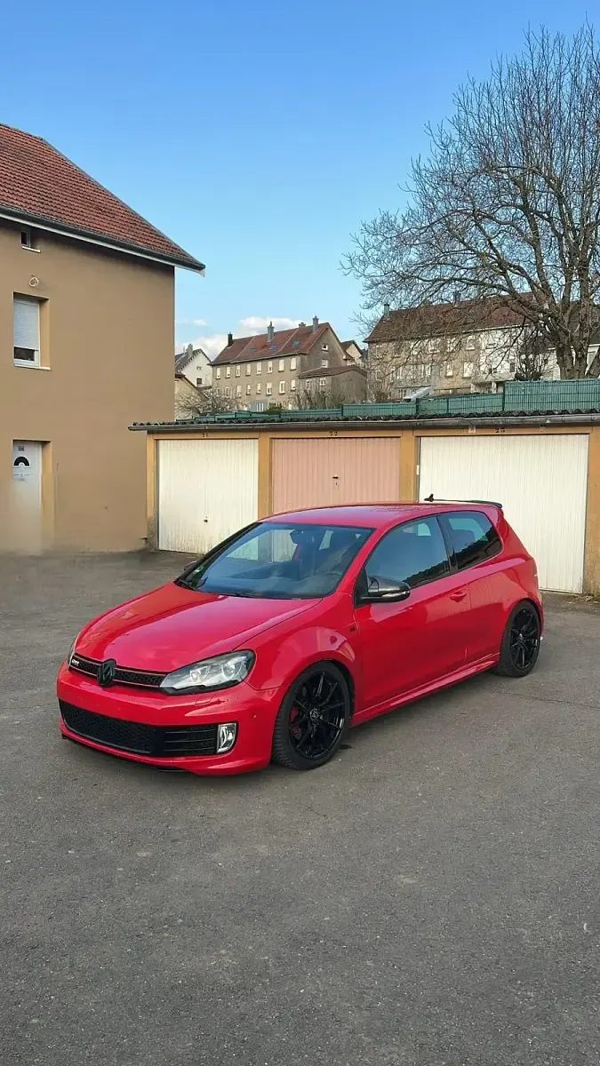 Gebraucht VW Golf VI GTI 211 PS (155 kW) 2011 Rot Coupé