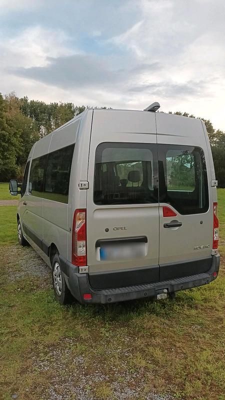 Silber Gebraucht 2011 Opel Movano Van | 14.500 € - Bild 1/4