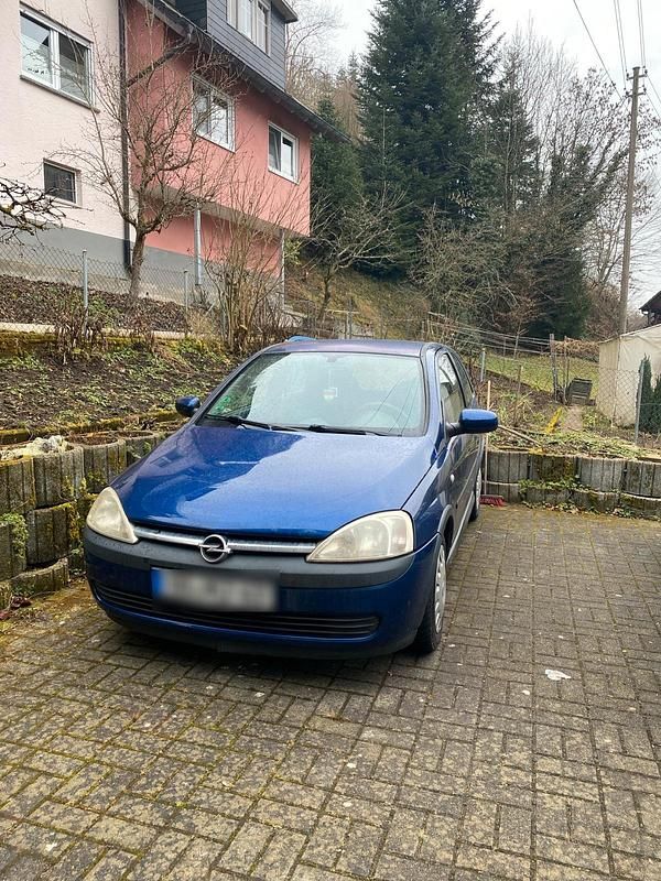Blau Gebraucht 2002 Opel Corsa Kleinwagen | 1.000 € (Fairer Preis) - Bild 1/4