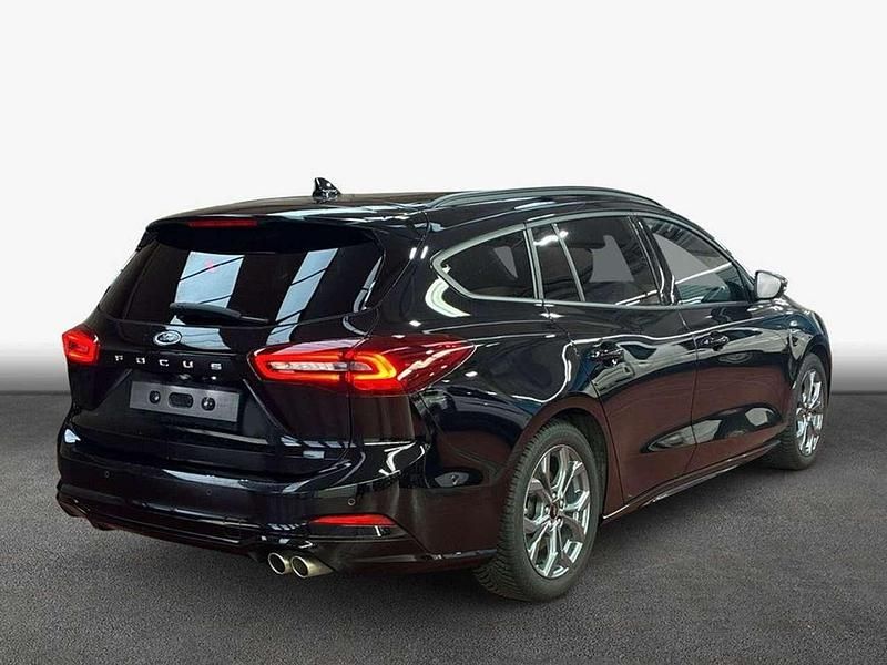 Gebraucht Ford Focus ST-Line X 125 PS (91 kW) 2024 Agate black metallic Kombi