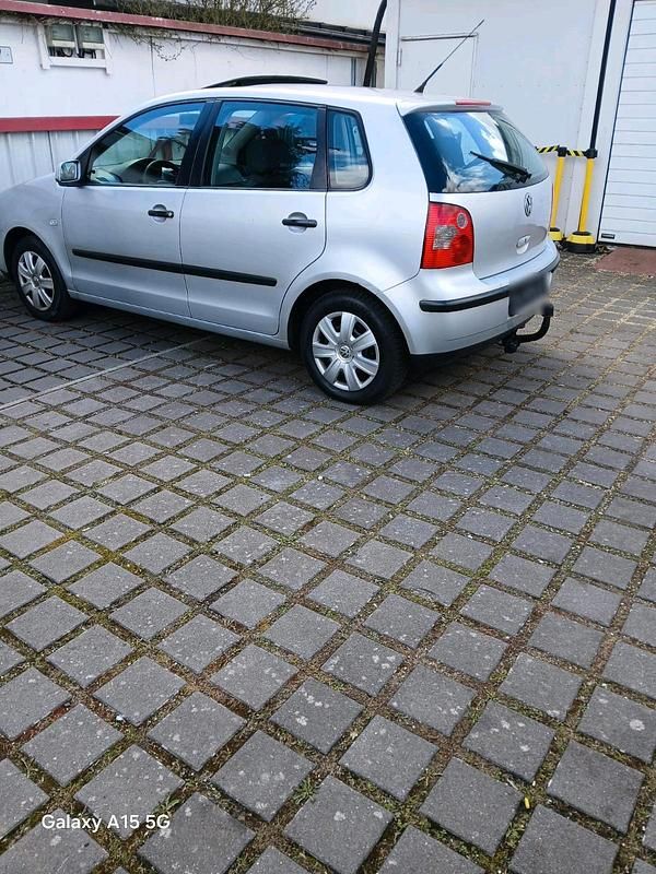 Gebraucht VW Polo 70 PS (51 kW) 2003 Silber Limousine