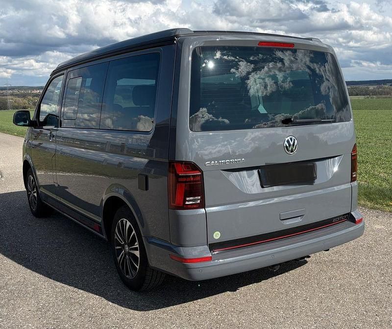 Gebraucht VW California Beach 150 PS (110 kW) 2024 Grau Van