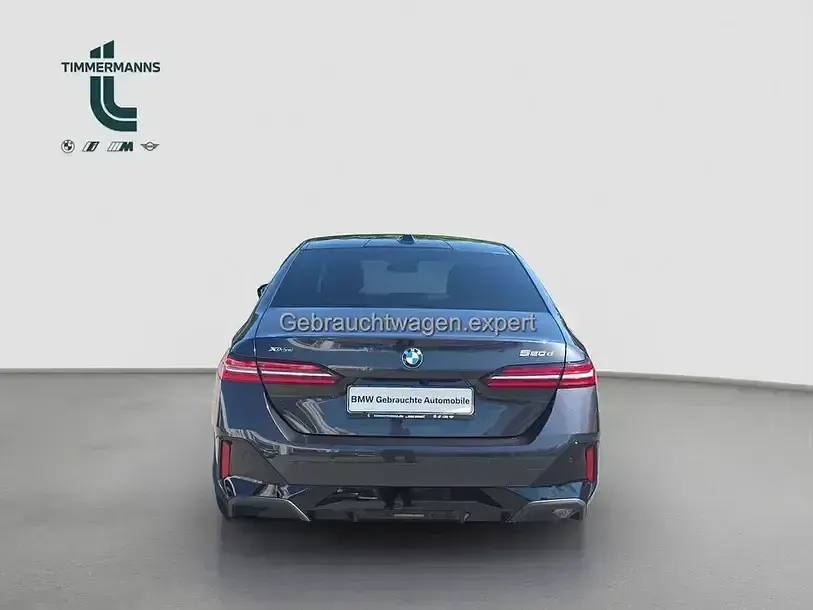 Gebraucht BMW 520 Comfort Edition 197 PS (144 kW) 2025 Sophistograu brillanteffekt (metallic) Limousine