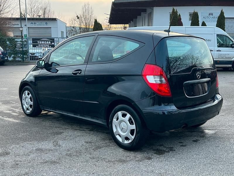 Gebraucht Mercedes A160 85 PS (62 kW) 2009 Schwarz Kleinwagen