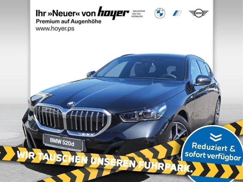 Schwarz Gebraucht 2024 BMW 520 M Sport Kombi | 62.990 € - Bild 1/4