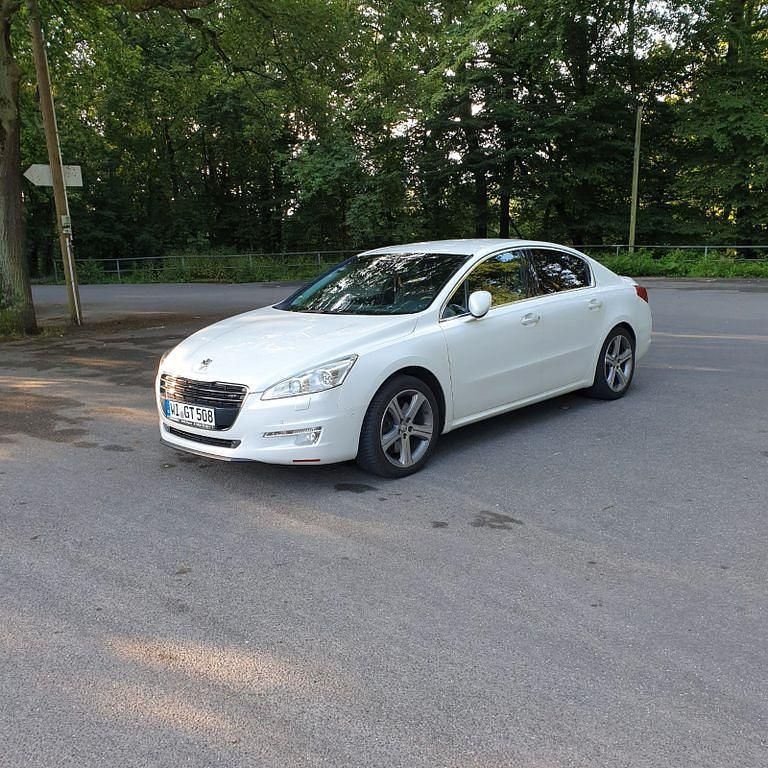 Weiß Gebraucht 2012 Peugeot 508 GT Limousine | 5.800 € (Fairer Preis) - Bild 1/4