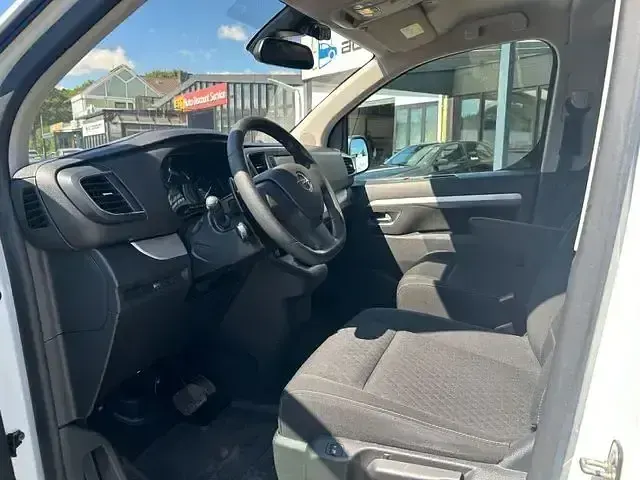Gebraucht Opel Zafira Life Edition 177 PS (130 kW) 2019 Weiß Van / Kleinbus