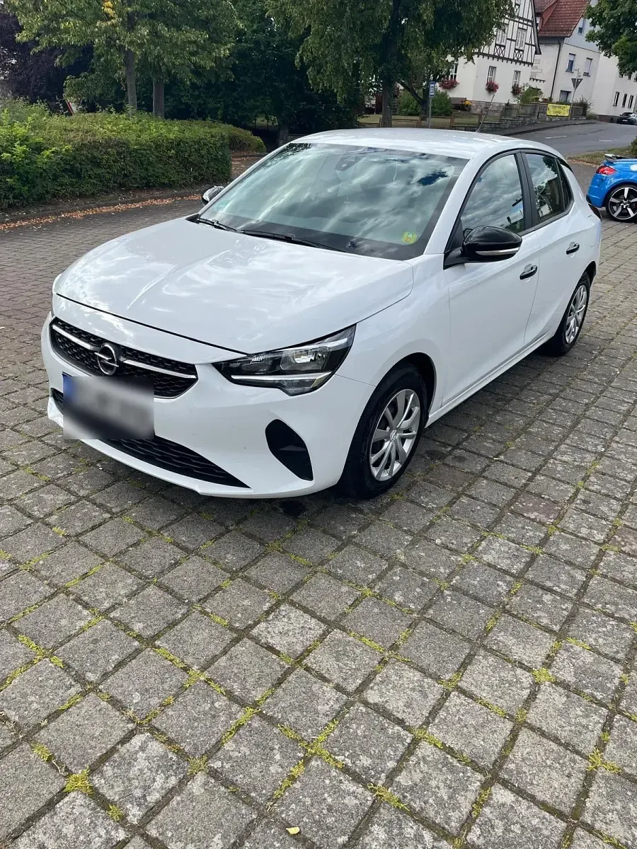 Używany Opel Corsa 75 KM (55 kW) 2019 Biały Hatchback