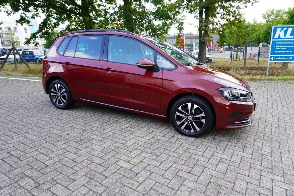 Gebraucht VW Golf VII United 150 PS (110 kW) 2020 Rot Limousine