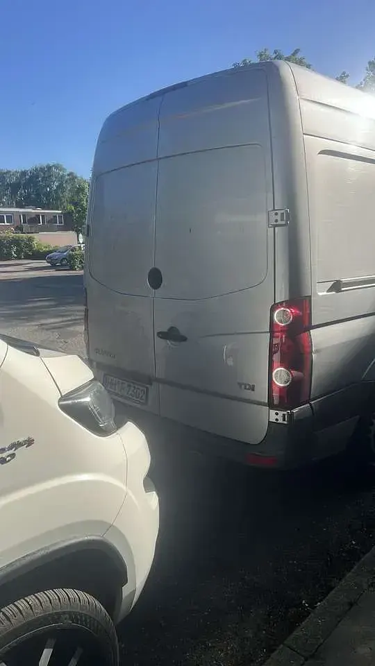 Gebraucht VW Crafter 136 PS (100 kW) 2014 Grau Van