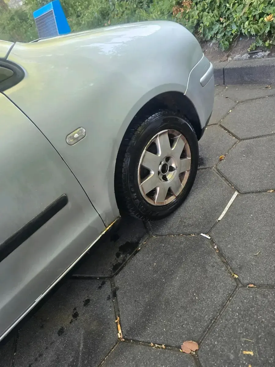 Gebraucht VW Polo 74 PS (54 kW) 2005 Silber Kleinwagen
