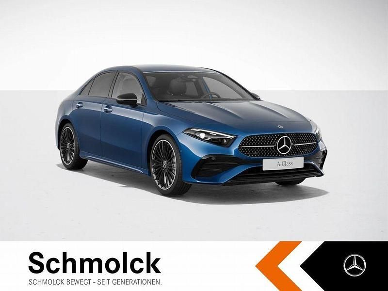 Gebraucht Mercedes A200 AMG 163 PS (119 kW) 2024 Schwarz Limousine