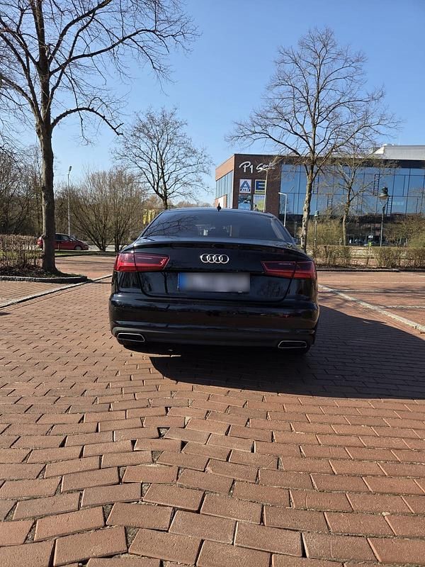 Gebraucht Audi A6 216 PS (158 kW) 2015 Schwarz Limousine