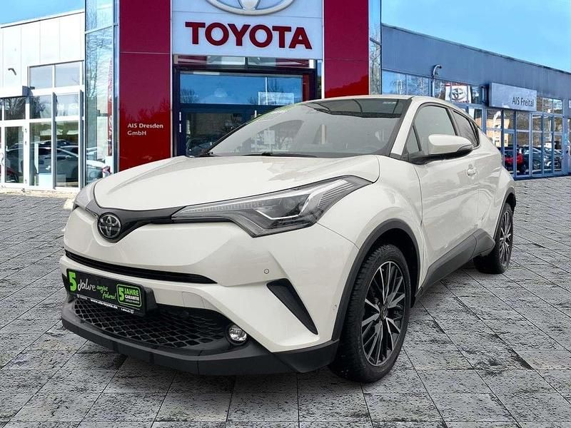 Gebraucht Toyota C-HR Lounge 116 PS (85 kW) 2016 White pearl cs SUV