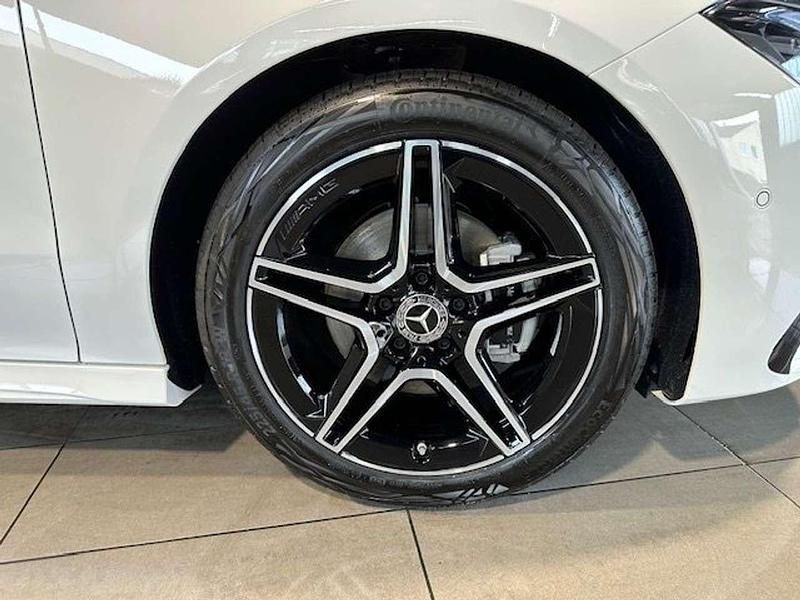 Gebraucht Mercedes CLA180 AMG 136 PS (100 kW) 2025 Weiß Limousine