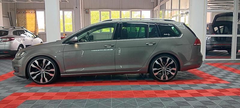 Grau Gebraucht 2016 VW Golf VII Allstar Kombi | 14.900 € (Etwas zu teuer) - Bild 1/4