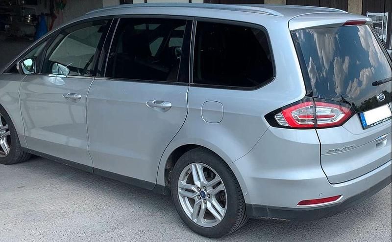 Gebraucht Ford Galaxy Titanium 179 PS (131 kW) 2015 Silber Van / Kleinbus