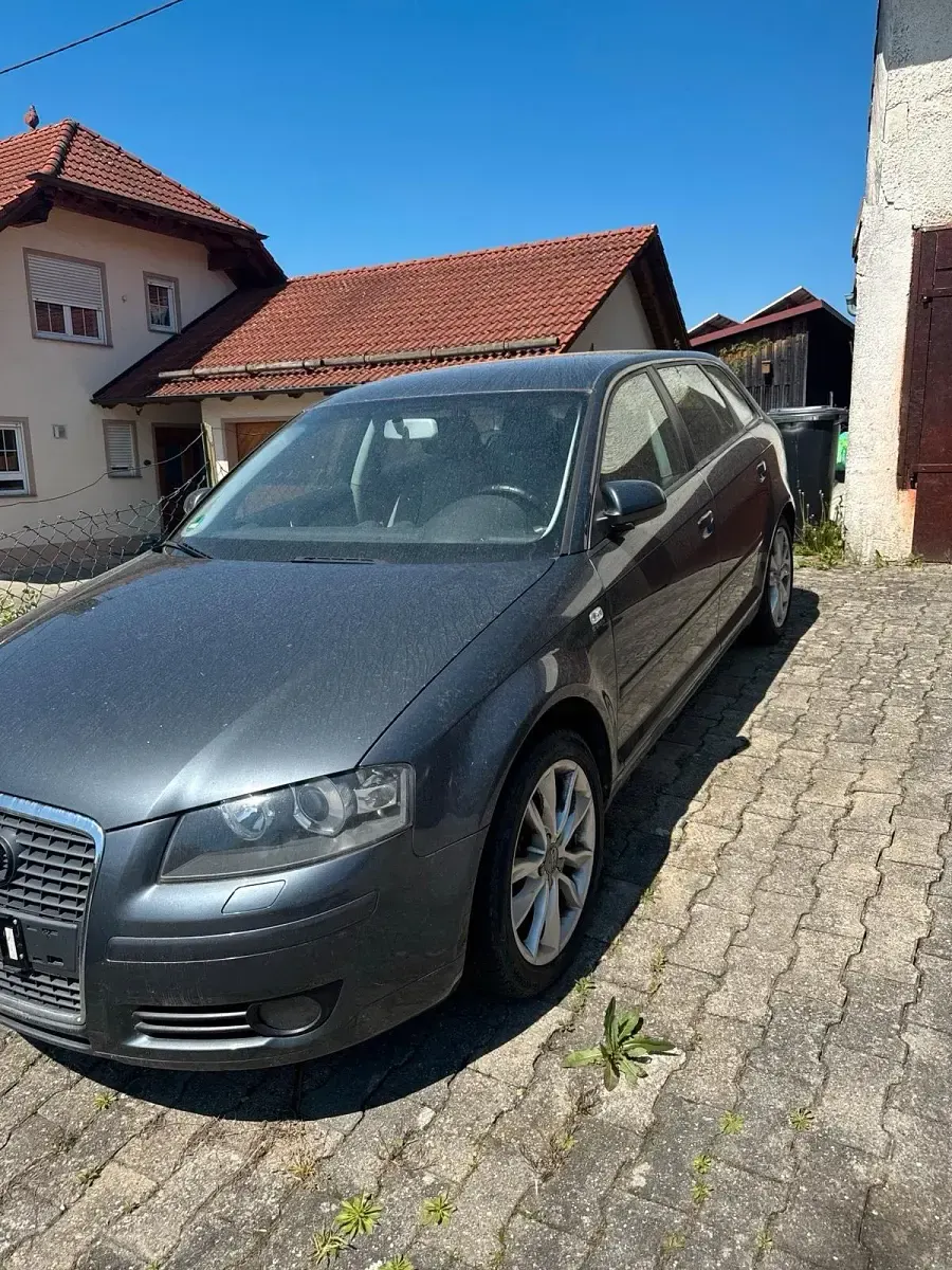 Gebraucht Audi A3 Sportback 140 PS (102 kW) 2004 Grau Kleinwagen