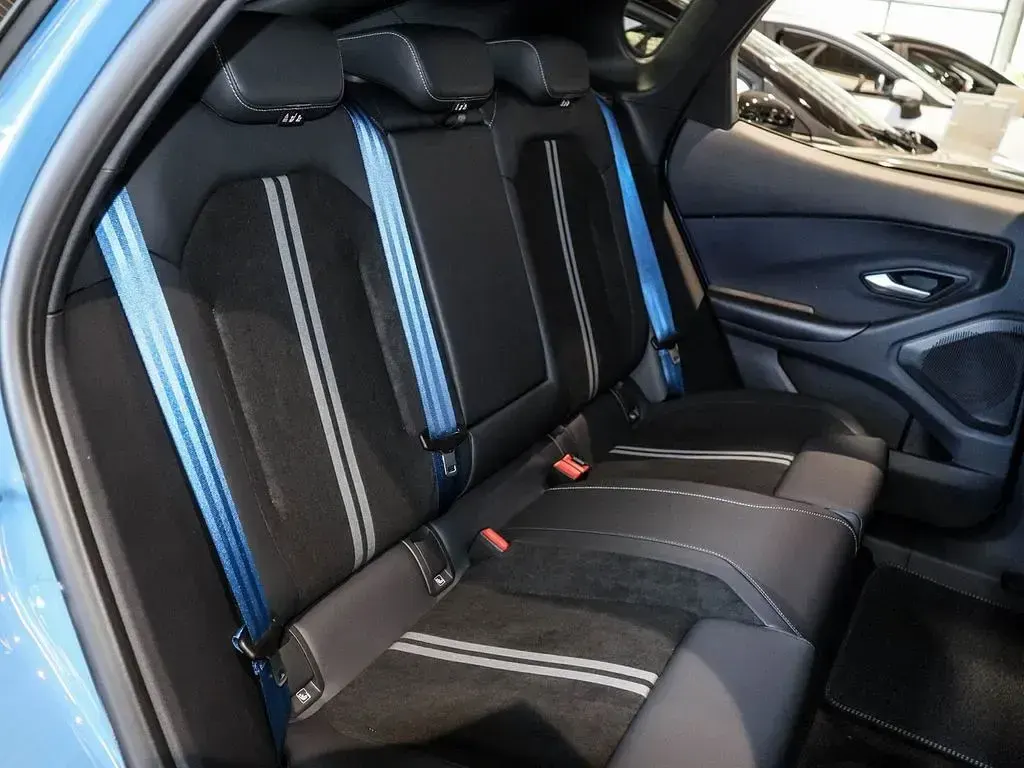 Neu Ford Capri 210 kW (286 PS) 2026 Blau SUV