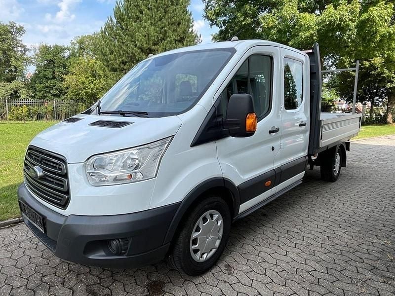 Weiß Gebraucht 2017 Ford Transit Van / Kleinbus | 12.999 € (Fairer Preis) - Bild 1/4