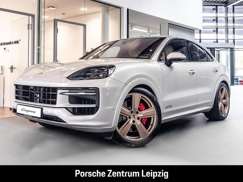 Beige Neu 2025 Porsche Cayenne GTS SUV | 164.858 € (Fairer Preis) - Bild 1/4