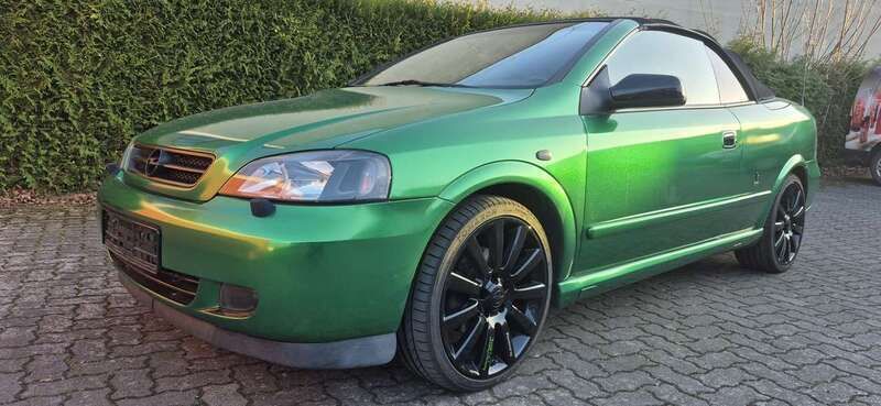 Silber Gebraucht 2004 Opel Astra Cabriolet Cabrio | 3.200 € (Teuer) - Bild 1/4